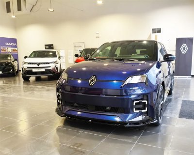 Frontsplitter V1 till Renault 5 E-Tech från 2024- | Sportig frontläpp