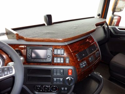 Stort bord DAF XF Euro 6 från 2013-2021