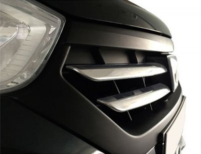 Grill i rostfritt stål till Dacia Dokker 2012-