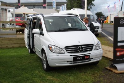 Grill i Rosttfritt stål till MB Vito 2004-2010