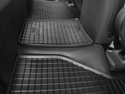 Gummimattor Nissan Navara Dubbelhytt 2016-2021