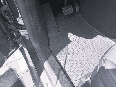 Gummimattor Tesla Model Y från 2025- och nyare