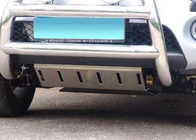 Hasplåt/Drivlineskydd i Aluminium till Mitsubishi L200 2006- & 2010-