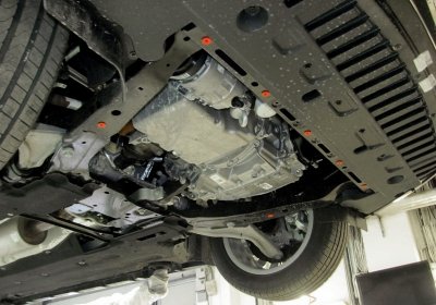 Fästpunkter hasplåt Ford Galaxy 2015-