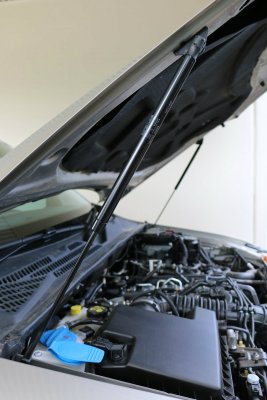 Motorhuvsdämpare till Isuzu D-Max 2012-2020