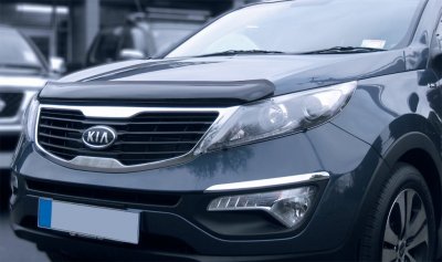 Huvskydd i mörktonad polykarbonatplast till Kia Sportage 2010-2015