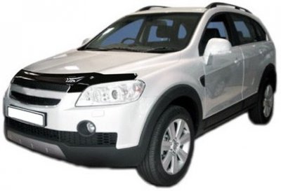 Huvskydd i svart akrylplast till Chevrolet Captiva 2007-2011