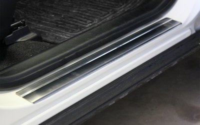 Instegsskydd Toyota RAV4 från 2013-2018