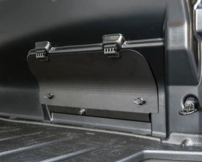 Komfortvägg  med öppning i väggen för transport av lång last.