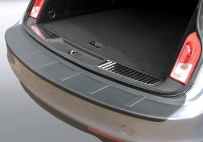 Lastskydd i reptålig ABS-plast till Opel Insignia från 2009-2016
