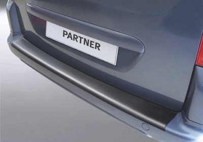 Lastskydd/Stötfångarskydd i reptålig ABS-plast till Peugeot Partner från 2008-2018