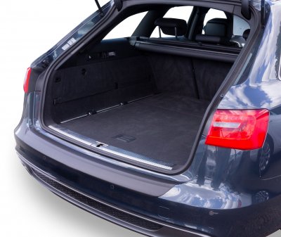 Lastskydd i reptålig ABS-plast till Audi A6 Avant från 2012-2018