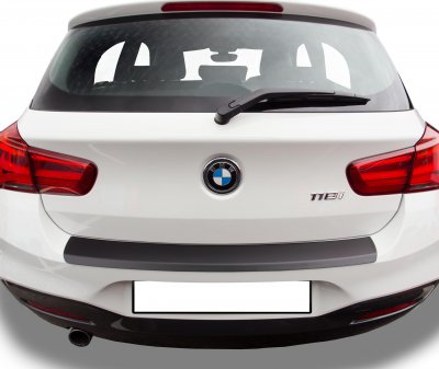 Lastskydd i reptålig ABS-plast till BMW 1-serie från 2011-2019
