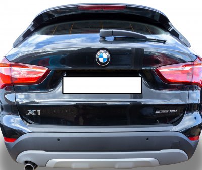 Lastskydd i reptålig ABS-plast till BMW X1 från 2015-2022