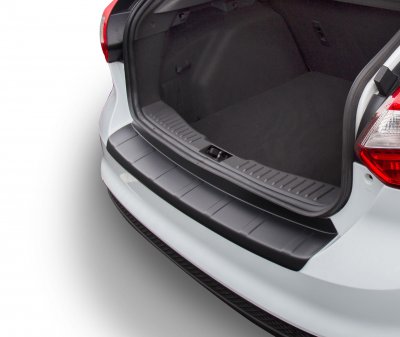 astskydd Ford Focus halvkombi (5-dörrars) från 2014-2017