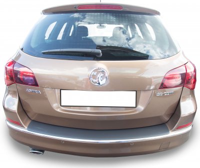 Lastskydd/Stötfångarskydd i reptålig ABS-plast till Opel Astra Sports Tourer 2012-2015