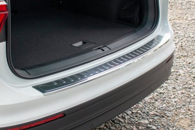Exempelbild: Lastskydd Kia Sportage från 2022- | Högglanspolerad