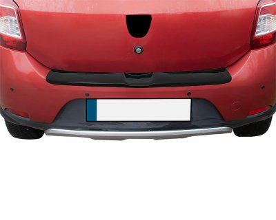 Lastskydd Dacia Sandero från 2012-2021 | Blanksvart