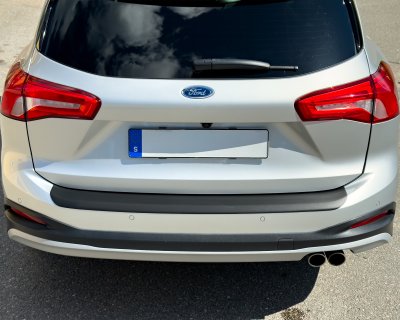 Lastskydd till Ford Focus kombi från 2018-