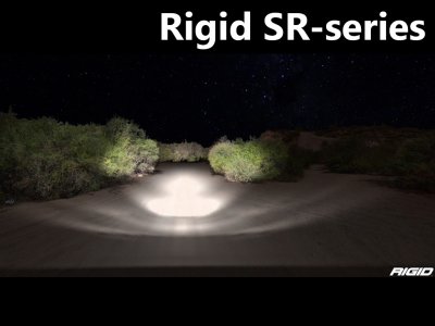Infälld Rigid LED-ramp i frontluckan till Volvo FH4 från 2013-