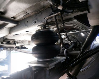 Hjälpluftfjädringskit Nissan NV400 2010-2021