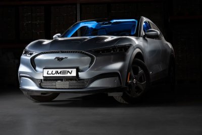 Ledrampspaket Lumen Helios Performance CS20 Ford Mustang E från 2021- och nyare