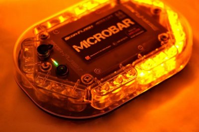 Mega-Flash Microbar - Liten smidig blixtljusramp med magnetfäste & batteripack