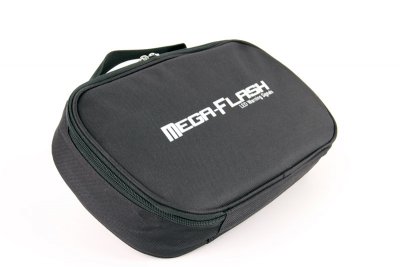 Mega-Flash Microbar - Liten smidig blixtljusramp med magnetfäste