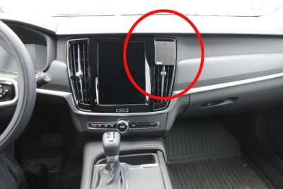 Mobilhållare till Volvo V90 från 2016-