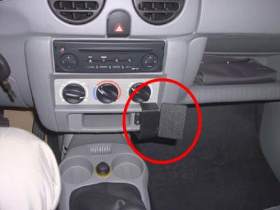 Mobilhållare till Nissan Kubistar 2004-2009