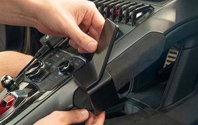 Mobilhållare Lamborghini Huracan från årsmodell 2016- och framåt