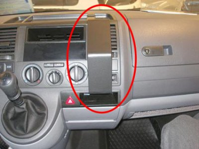 Mobilhållare till VW Transporter T5 2003-2009