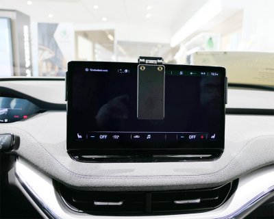Mobilhållare Skoda Enyaq 2021-2025