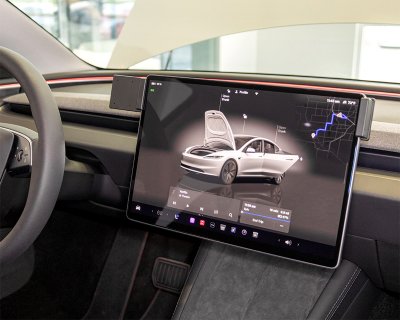 Mobilhållare Tesla Model 3 från 2024-
