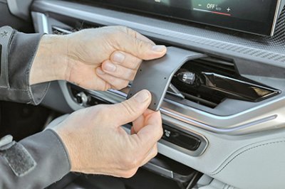 Mobilhållare BMW XM från 2023-