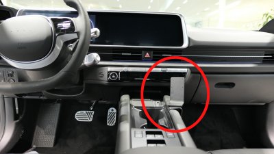 Mobilhållare Hyundai IONIQ 6 från 2023-