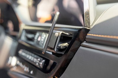 Proclip mobilhållare till Lexus ES från 2021-
