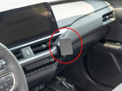 Mobilhållare Lexus UX från 2023-