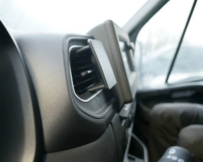 Mobilhållare Nissan NV400 2021-
