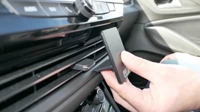 Mobilhållare Opel Grandland från 2022-