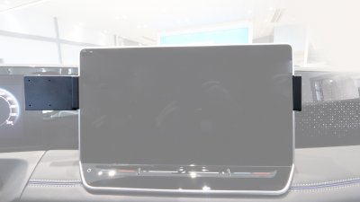 Mobilhållare Volkswagen Crafter från 2025- och nyare | För montering till vänster om mittskärmen (för 12,9/15-skärm)