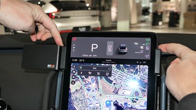 Proclip mobilhållare till Volvo EX30 från 2024-