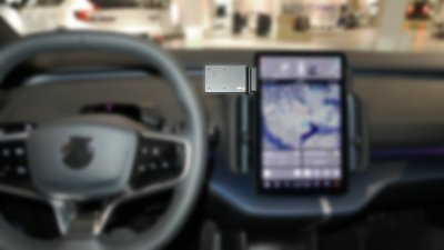 Mobilhållare Volvo EX30 från 2024-