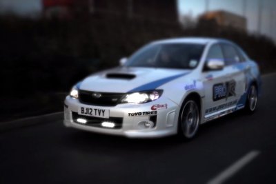 Nedre Grill inkl. 2 Lazer ST-4 till Subaru Impreza STI 2011-