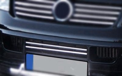 Nedre grill i rostfritt stål till VW Transporter T5 2003-2009