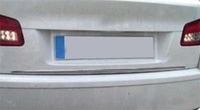 Nedre list för baklucka i rostfritt stål till Citroën C5 Sedan 2008-