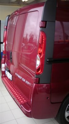 Opel Vivaro (2002-)