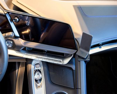 Mobilhållare till Chevrolet Corvette från 2025- | Modellanpassad