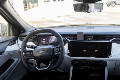 Mobilhållare till Jeep Cherokee från 2026- | Modellanpassad