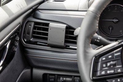 Mobilhållare till Subaru Forester från 2025- | Modellanpassad